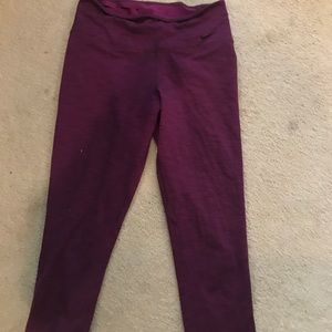 NIKE DRI FIT purple cropped leggings